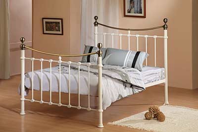 Brass and Iron bed from Surrey to Gwynedd