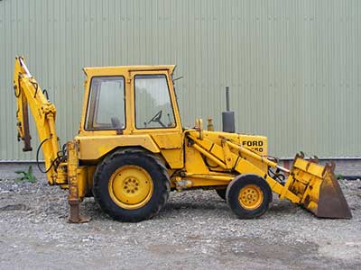 Ford 550 Digger from Yorkshire to Essex