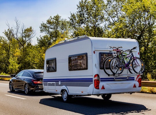 transport d'un mobile home sur l'autoroute